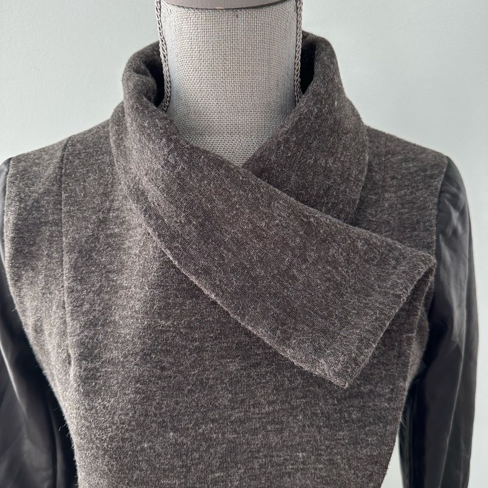 Fabletics Milano Coat Grey Black Faux Leather Sleeve Wrap Jacket size Small - Picture 10 of 10